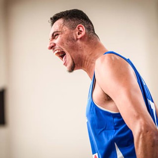 Gilad Levy